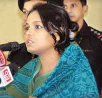 হুমায়ূনপত্নী মেহের আফরোজ শাওনের লিগ্যাল নোটিশ!