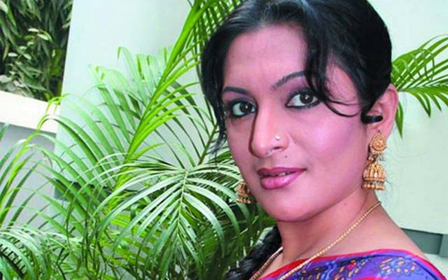 গুলশানে নিজ বাসায় লাশ পাওয়া গেল অভিনেত্রী মিতানূরের!!!
