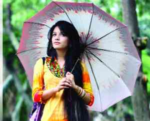 এই বর্ষায় ত্বকের বিশেষ যত্ন