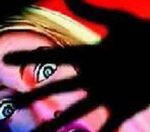 ছাত্রীর সাথে অশালীন আচরণের অভিযোগ, ঘটনা অস্বীকার করলেন শিক্ষক