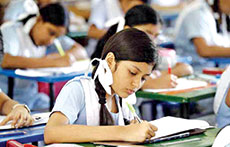এসএসসি ও সমমান পরীক্ষা শুরু